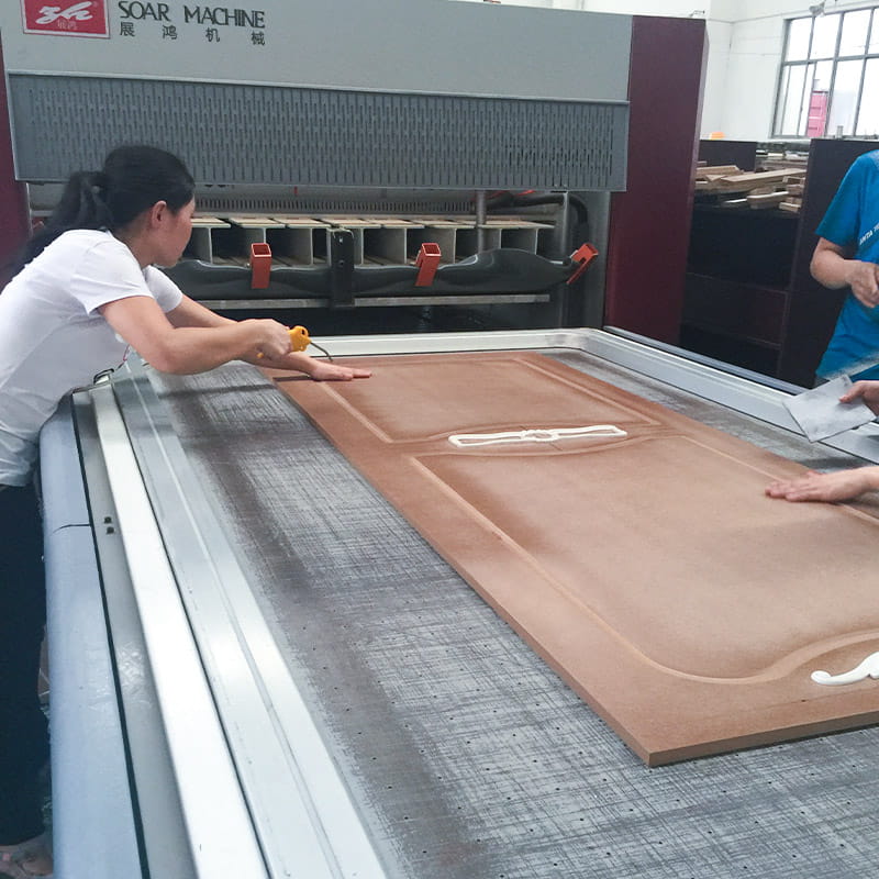 LM501 PVC vakuové lepidlo pro dřevěné dveře